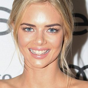 Samara_Weaving_2015_(cropped)